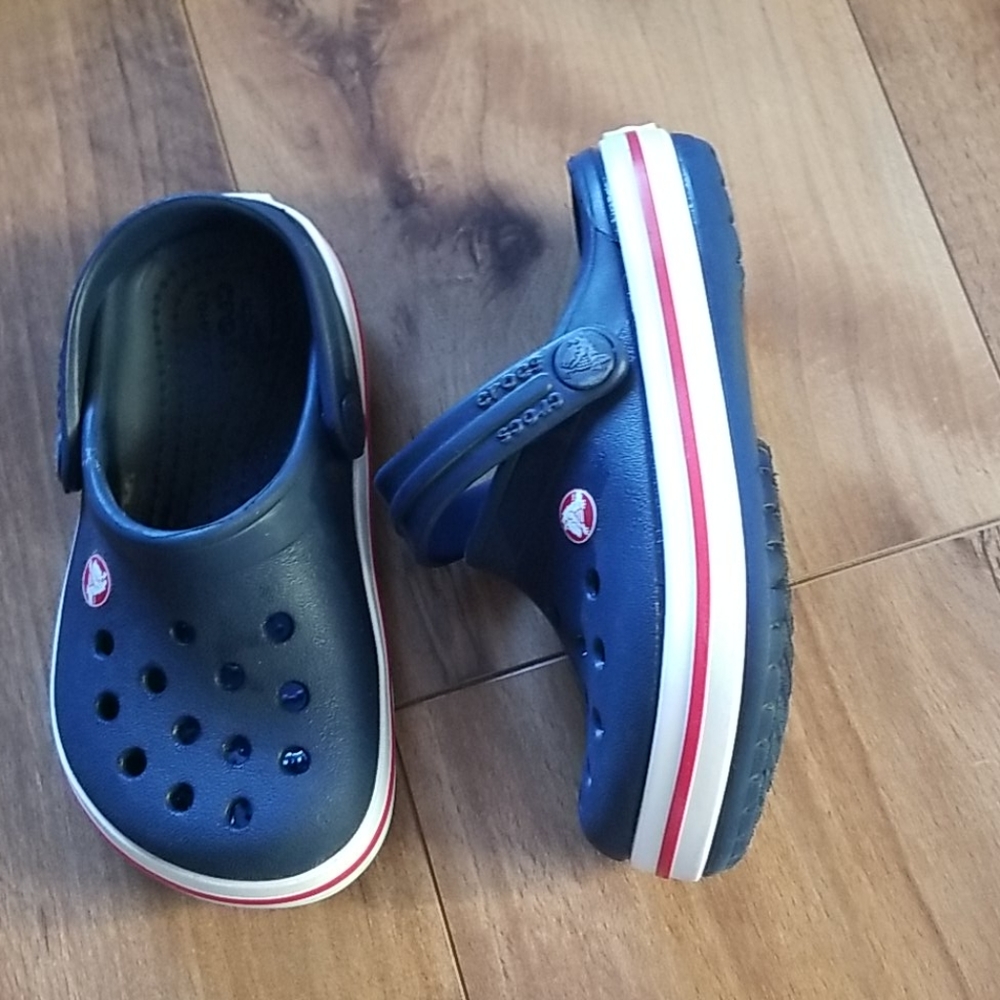 Crocs